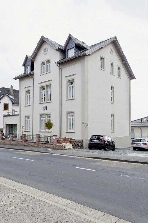 Wohnhaus; Oberursel, Altkönigstraße 20