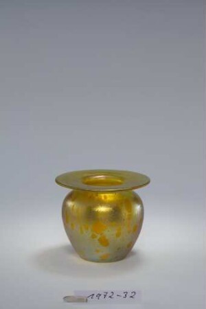 Vase, Dekor Asträa