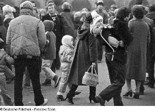 Besucher auf dem Striezelmarkt