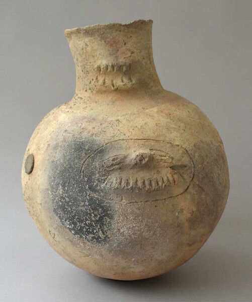 Clay vessel