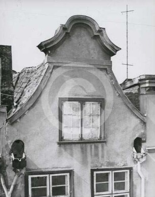 Giebel am Bürgerhaus Wasserstrasse 38 in Elbing