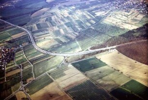 AS Karlsbad, Trassierung, Blickrichtung Nord, Rechts oben Stupferich, links Palmbach