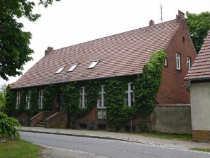 Großmutz, Löwenberger Land, Großmutzer Dorfstraße 24