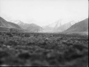 China. Sinkiang (Xinjiang). Kunlun. Tal des Karakasch-darja. Seitental zwischen Suget Karaul und Bilaktschi