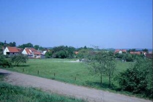 Blick zum Ort
