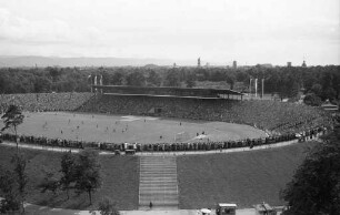 Fußballspiel im Wildparkstadion