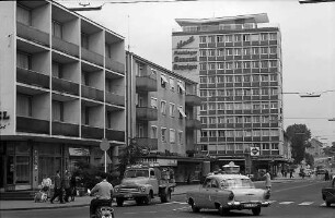 Reutlingen: Moderne Hochbauten