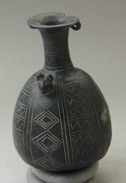 Clay vessel