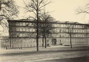 Realgymnasium & EOS "Karl Marx"