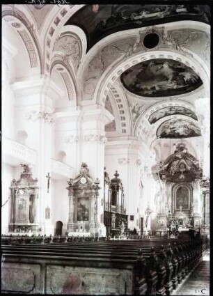 Klosterkirche; Inneres nach Nordosten