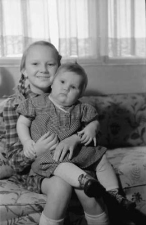 Bukarest: Familie Stenzel [zwei Kinder]