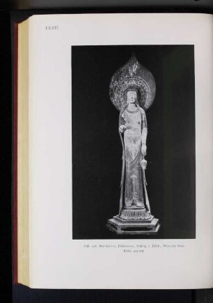 Abb. 226. Bodhisattva, Holzstatue, Anfang 7. Jahrh., Museum Nara. Höhe 209 m.