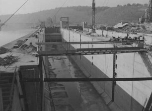 Doppelschleuse Hofen/Neckar im Bau