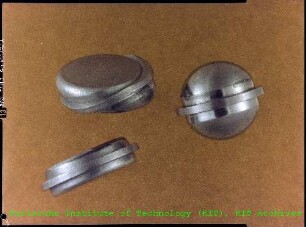 Detailaufnahmen von Herzschrittmachern am Institut für Radiochemie (IRCh)