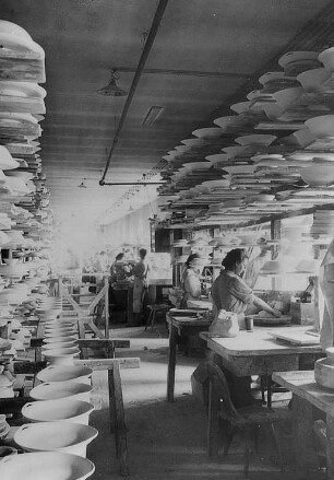 Dreherei : Technikgeschichte | Technologie | Porzellanfabrikation