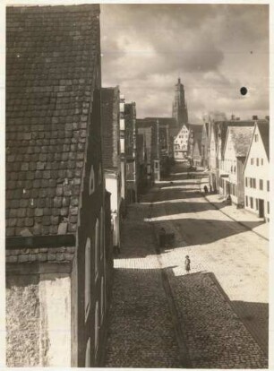 Nördlingen, Blick auf die St. Georgskirche