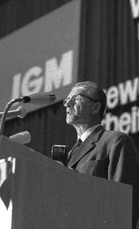 Konferenz der Vertrauensleute und Betriebsräte der IG Metall in Karlsruhe.