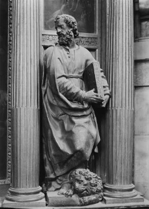 Hochaltar, Detail Obergeschoss, 1. Figur von rechts: Evangelist Markus