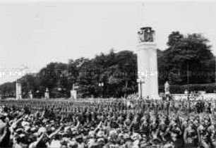 Parade der Legion Condor in Berlin "Unter den Linden"