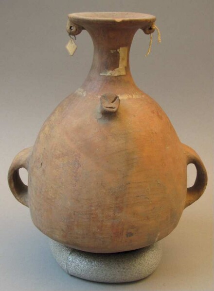 Clay vessel