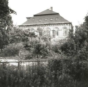 Dresden-Übigau, Rethelstraße 47. Schloß Übigau (1724-1725; Eosander v. Göthe). Ansicht von Nordosten (von der Zinggstraße)