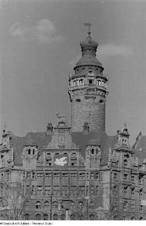 Vorderansicht Neues Rathaus