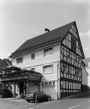 Wohnhaus; Lauterbach, Mittelgasse 4