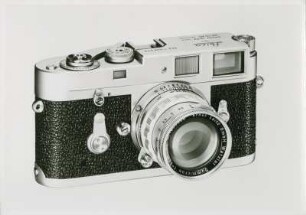 Sucherkamera "Leica M2" mit Objektiv "Summicron" der Ernst Leitz GmbH