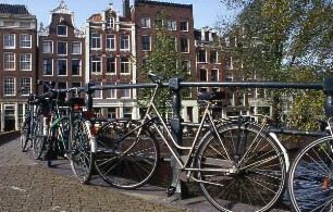 Amsterdam - Fahrräder : Aufgenommen 2001 in Amsterdam