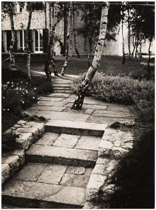 Garten Schmitt, Reichenberg: Treppe zum Haus
