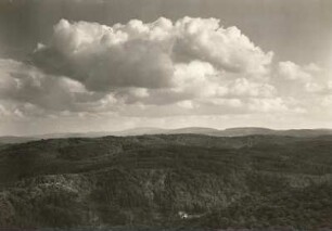 Thüringer Wald. Blick von der Wartburg nach Südosten zum Inselberg
