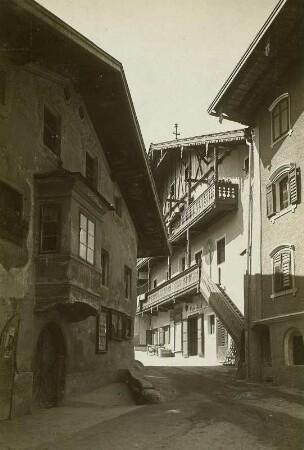 Jenbach. Straßenbild
