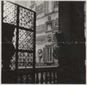 Rom, Palazzo Mattei, Hof