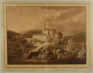 Schloss Weesenstein über dem Müglitztal (Müglitztal-Weesenstein) südöstlich von Dresden, Blick vom Abendfrieden nach Süden