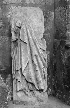 Gewandfigur
