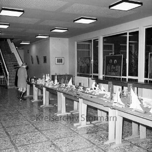 Klaus-Groth-Schule: Königsberger Straße: Ausstellung von Schülerarbeiten: Arbeiten aus dem Werkunterricht
