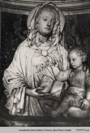 Madonna mit segnendem Christuskind