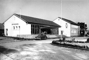 Mengen Empfangsgebäude Opel Olympia