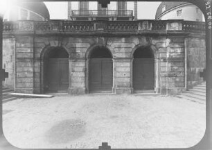 Schloss Moritzburg, Freitreppe