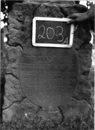 Grabstein 203A