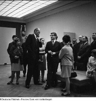 VI. Deutsche Kunstausstellung, Professor Joachim Uhlitzsch