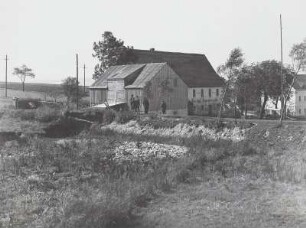 Fürstenwalde. Durchbrochener Damm des Dorfteiches am Gasthof nach der Unwetterkatastrophe 8./9. Juli 1927