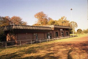 Ringstraße Ecke Stiller Winkel: Mehrzweckhalle