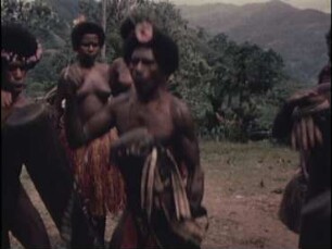 Me'udana (Neuguinea, Normanby-Island) - sagari-Tänze
