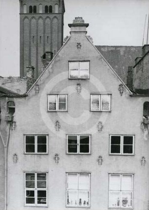 Fassade des Bürgerhauses Heilig-Geist-Strasse 42 in Elbing