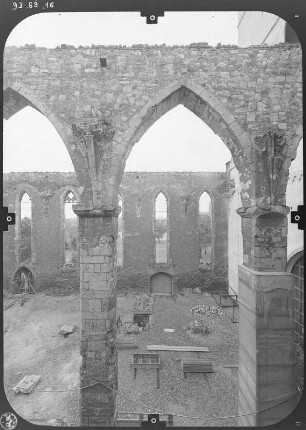 Magdeburg-Altstadt, Johannisbergstraße. Ruine der Kirche St. Johannis. Teilansicht