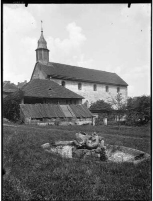 Billigheim Gotische Pfarrkirche Sankt Michael Außenansicht von Südwesten