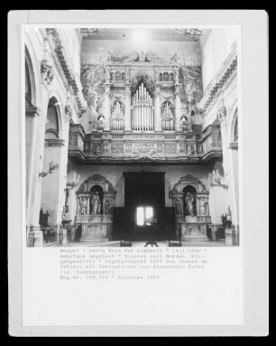 Sant'Anna dei Lombardi & Chiesa di Monteoliveto — Sagrestia Vecchia