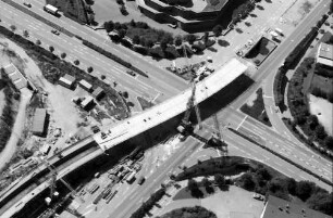 Freiburg: Stadtbahnbrücke, Überführung Berliner Allee