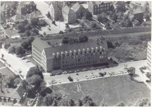 Lufbild: Blick auf das Arbeitsamt. Detmold. Wotanstraße